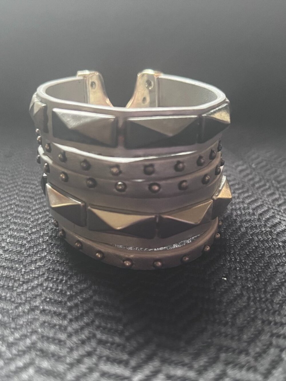 Chunky Silver Pyramid Stud Bracelet Y2K 80s Punk Clash Goth
